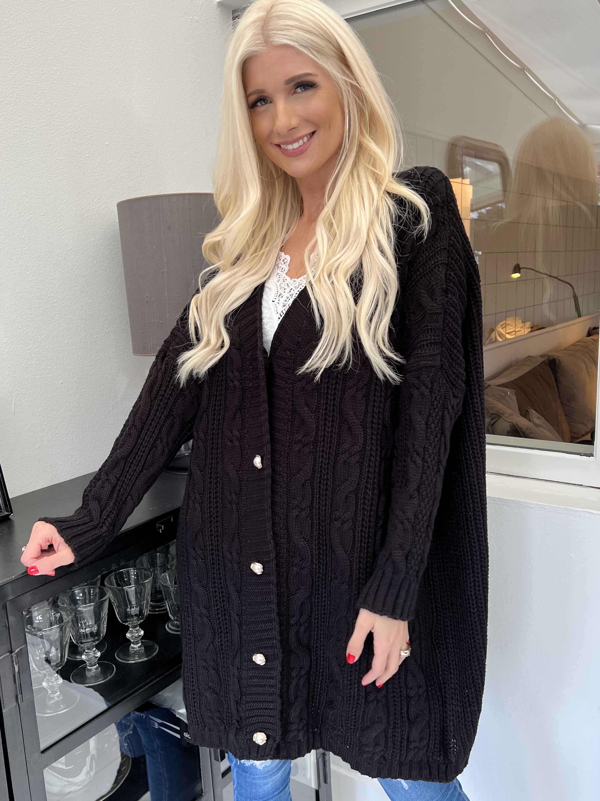 Noa - Strikcardigan med kabelstrik